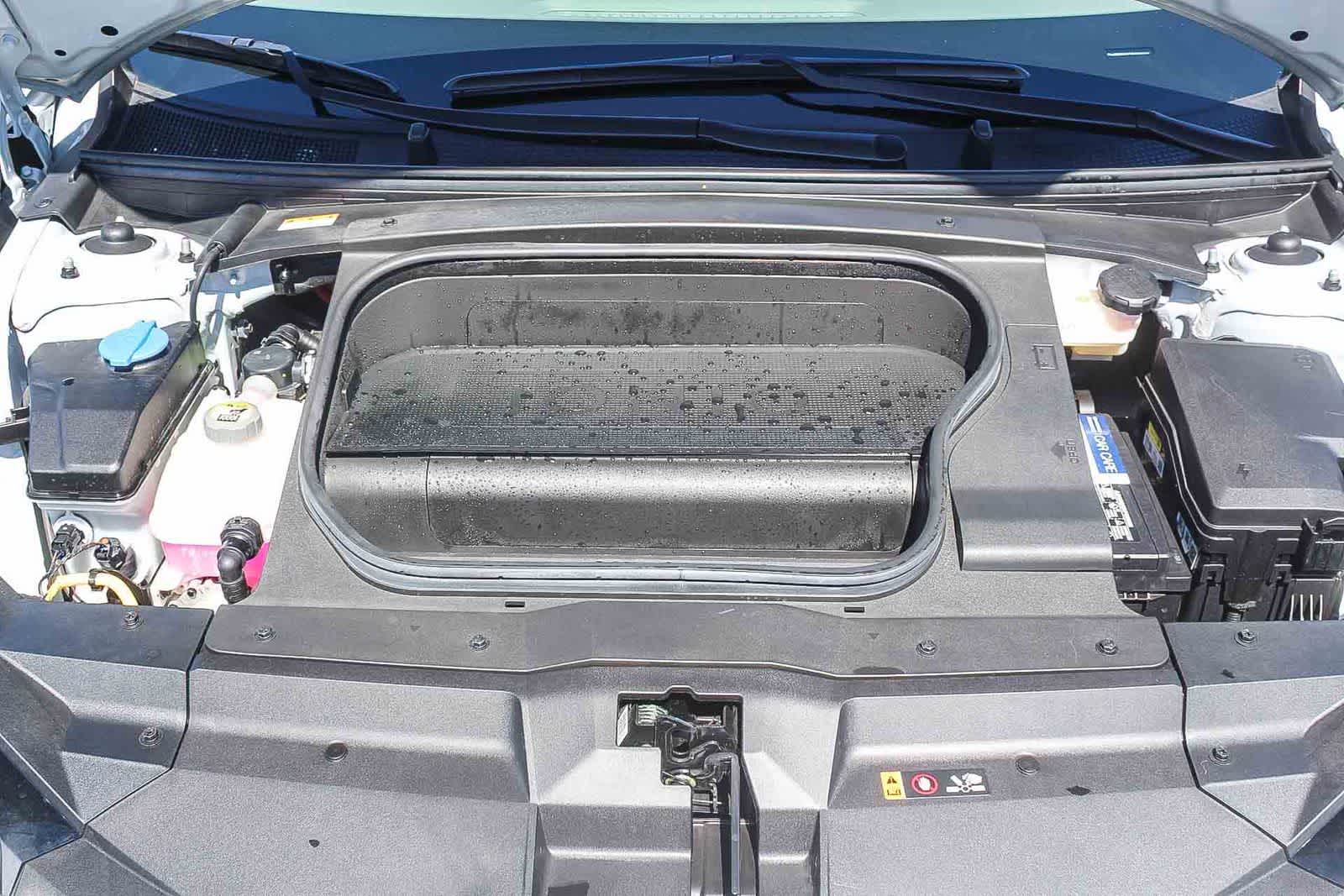 Thumbnail: 2023 Hyundai Ioniq 6 - 36