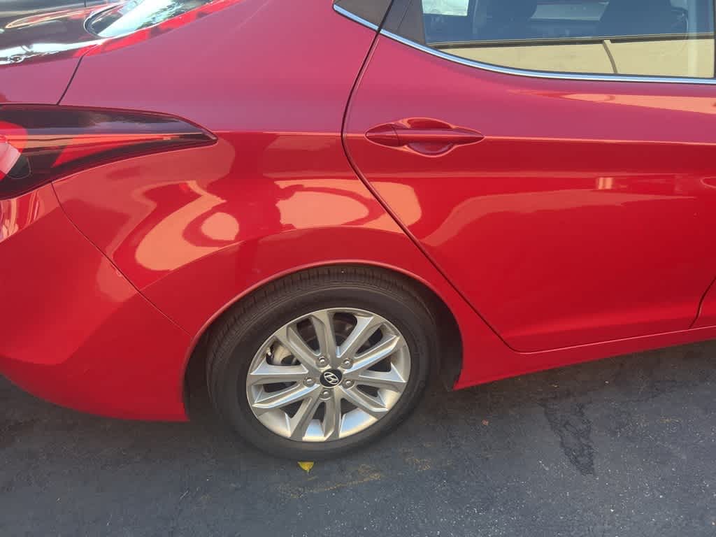 Thumbnail: 2015 Hyundai Elantra - 17