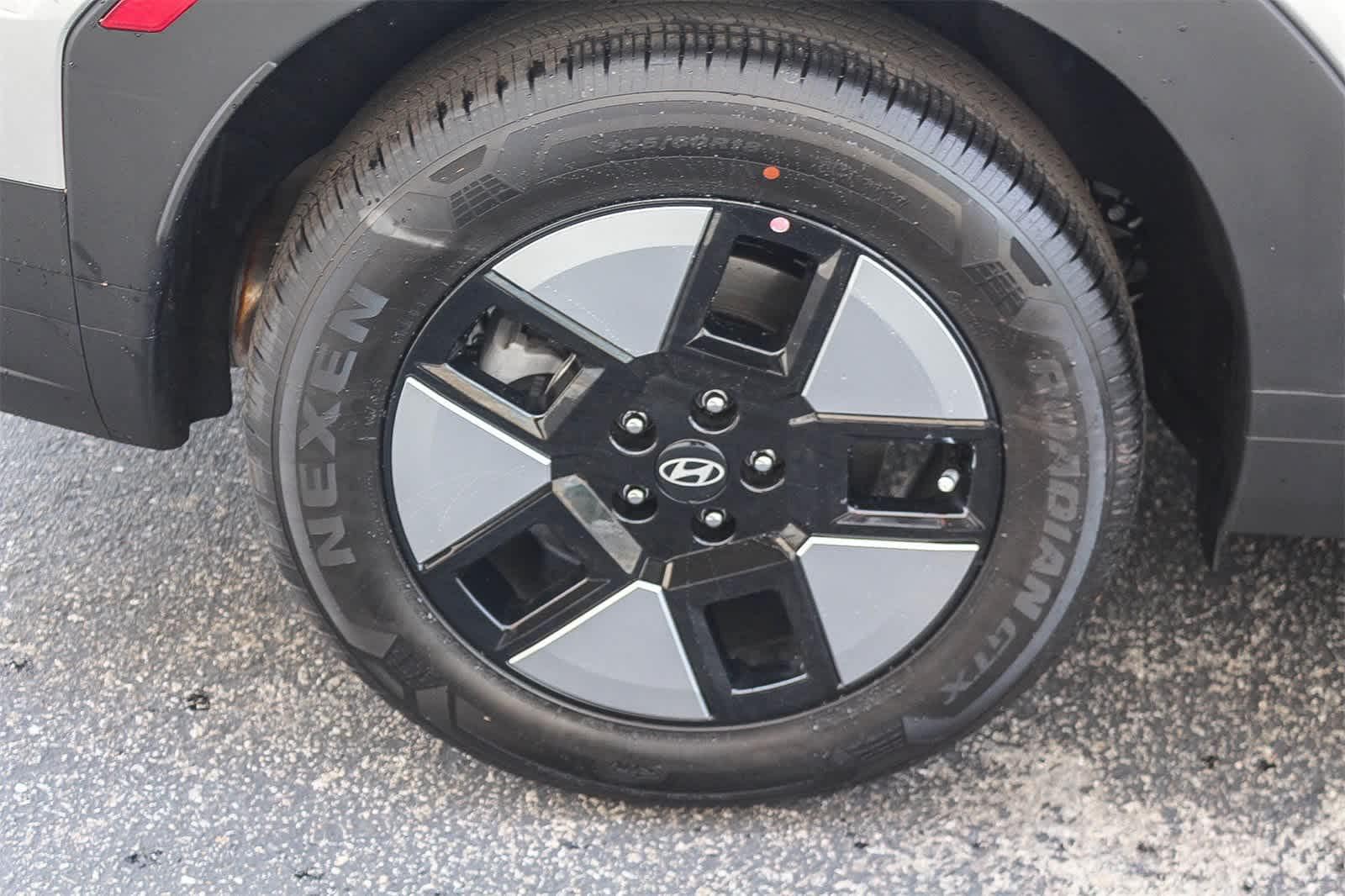 Thumbnail: 2026 Hyundai Santa Fe - 9