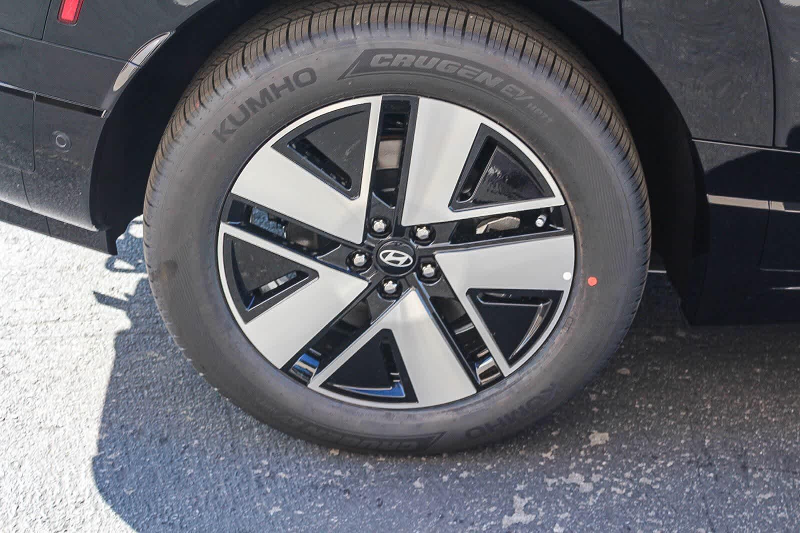 Thumbnail: 2026 Hyundai Ioniq - 9