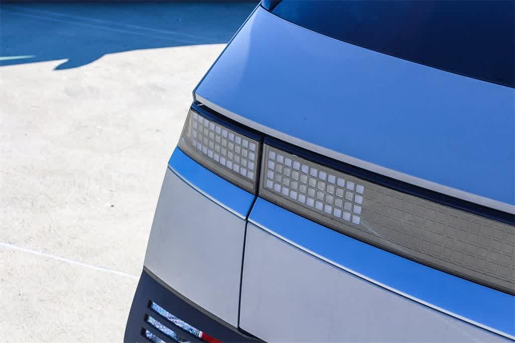 Thumbnail: 2026 Hyundai Ioniq 5 - 8