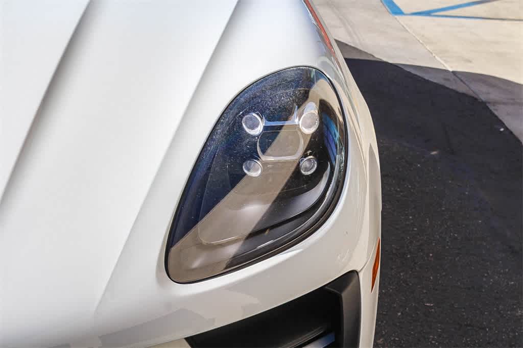 Thumbnail: 2019 Porsche Macan - 10