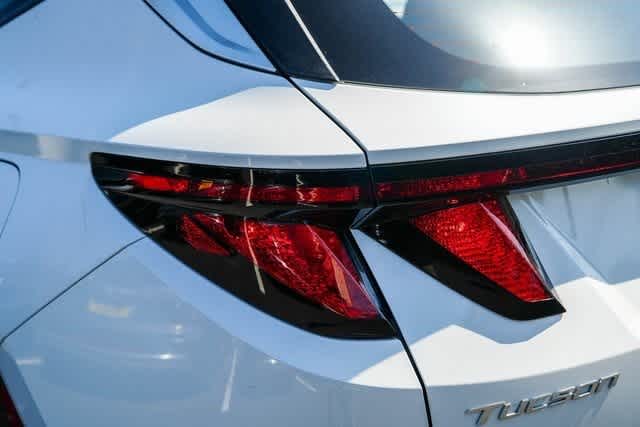 2022 Hyundai Tucson SE 7