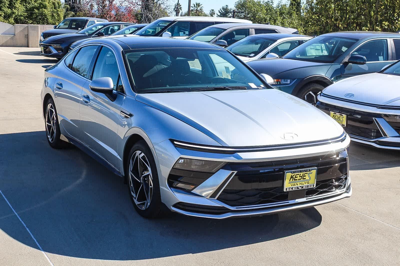 Thumbnail: 2025 Hyundai Sonata - 3