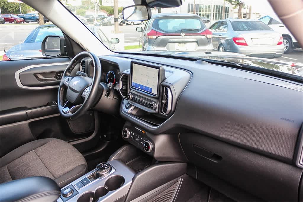 Thumbnail: 2022 Ford Bronco Sport - 16