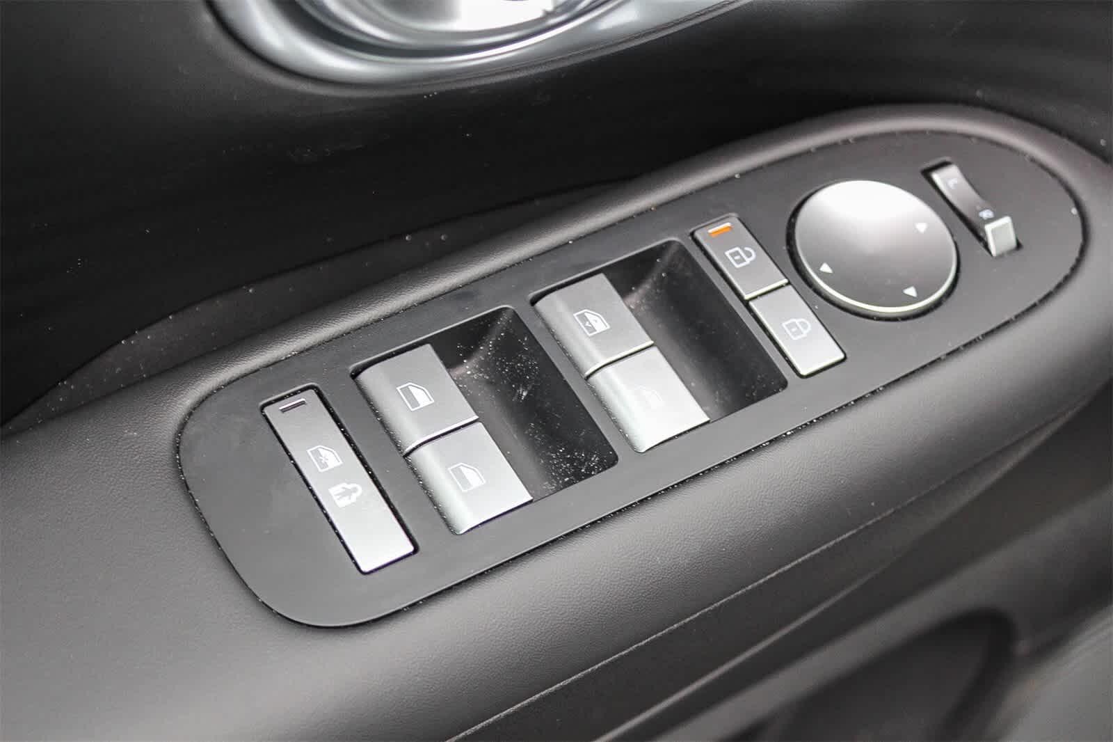 Thumbnail: 2026 Hyundai Ioniq - 27