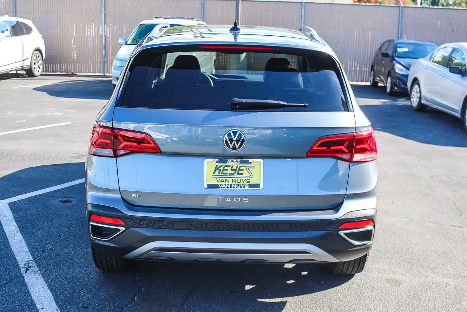 Thumbnail: 2024 Volkswagen Taos - 6