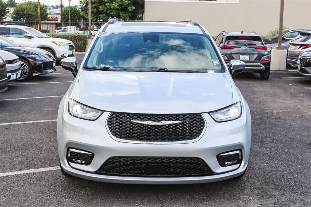 Thumbnail: 2023 Chrysler Pacifica - 2