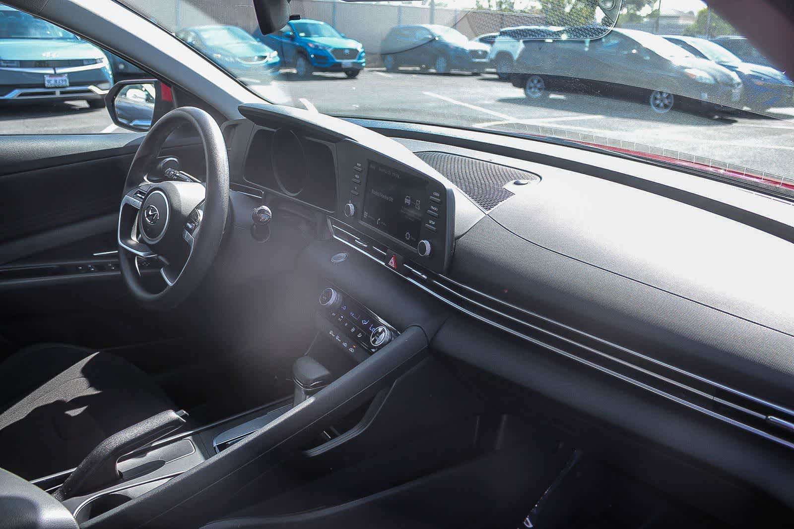 Thumbnail: 2023 Hyundai Elantra - 21