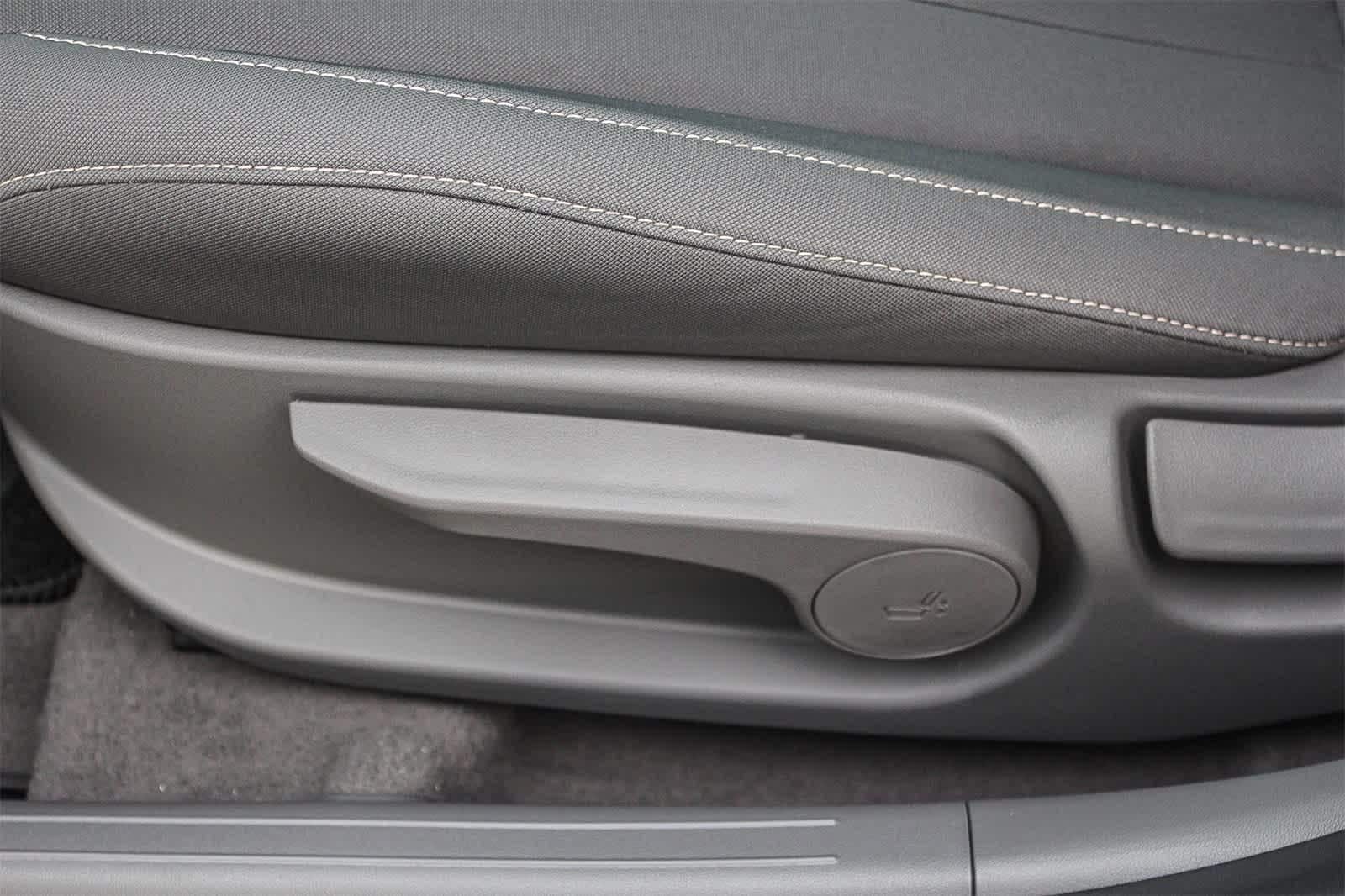 Thumbnail: 2026 Hyundai Elantra - 28