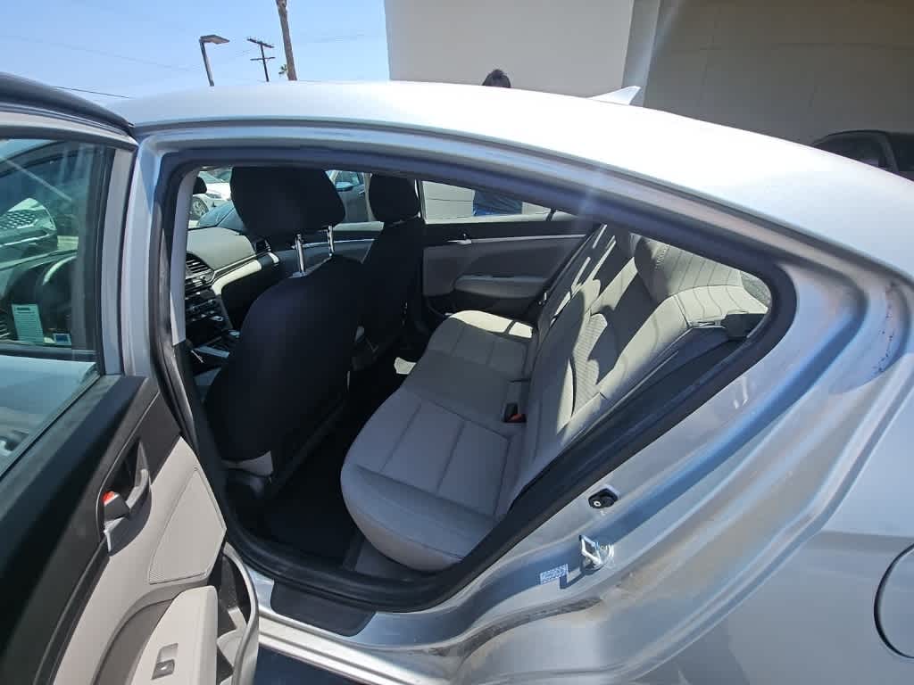 Thumbnail: 2020 Hyundai Elantra - 10