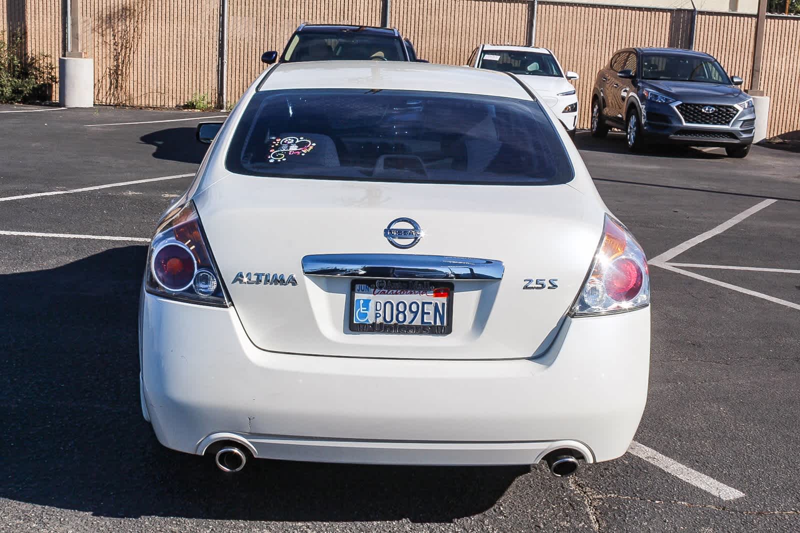 Thumbnail: 2012 Nissan Altima - 6