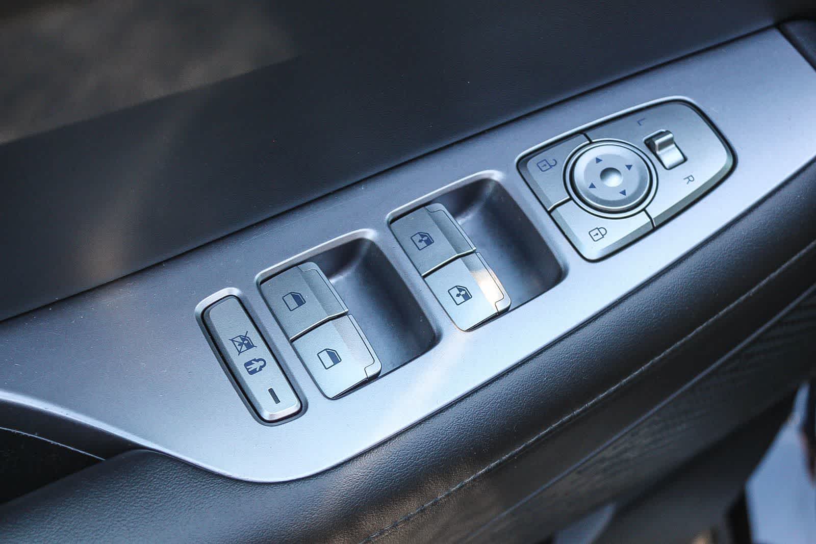 Thumbnail: 2024 Hyundai Palisade - 26