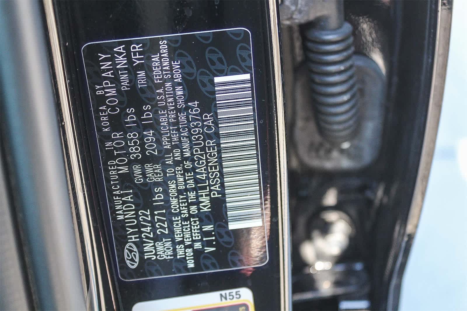 Thumbnail: 2023 Hyundai Elantra - 33