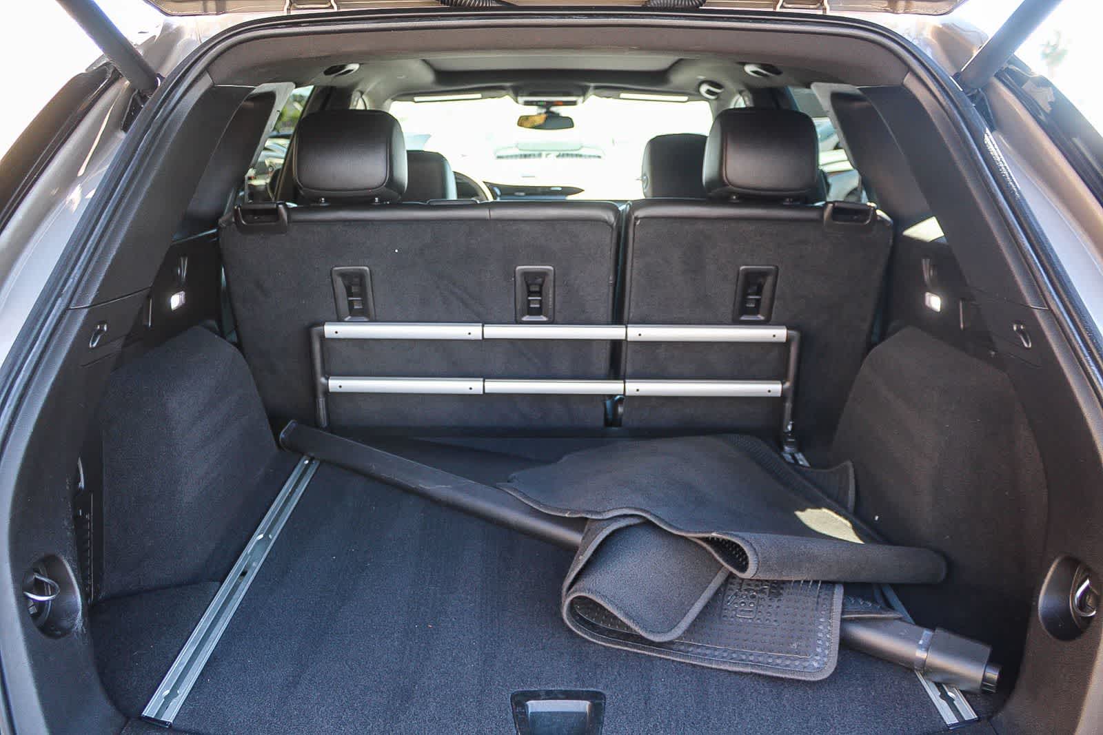 Thumbnail: 2022 Cadillac XT5 - 36