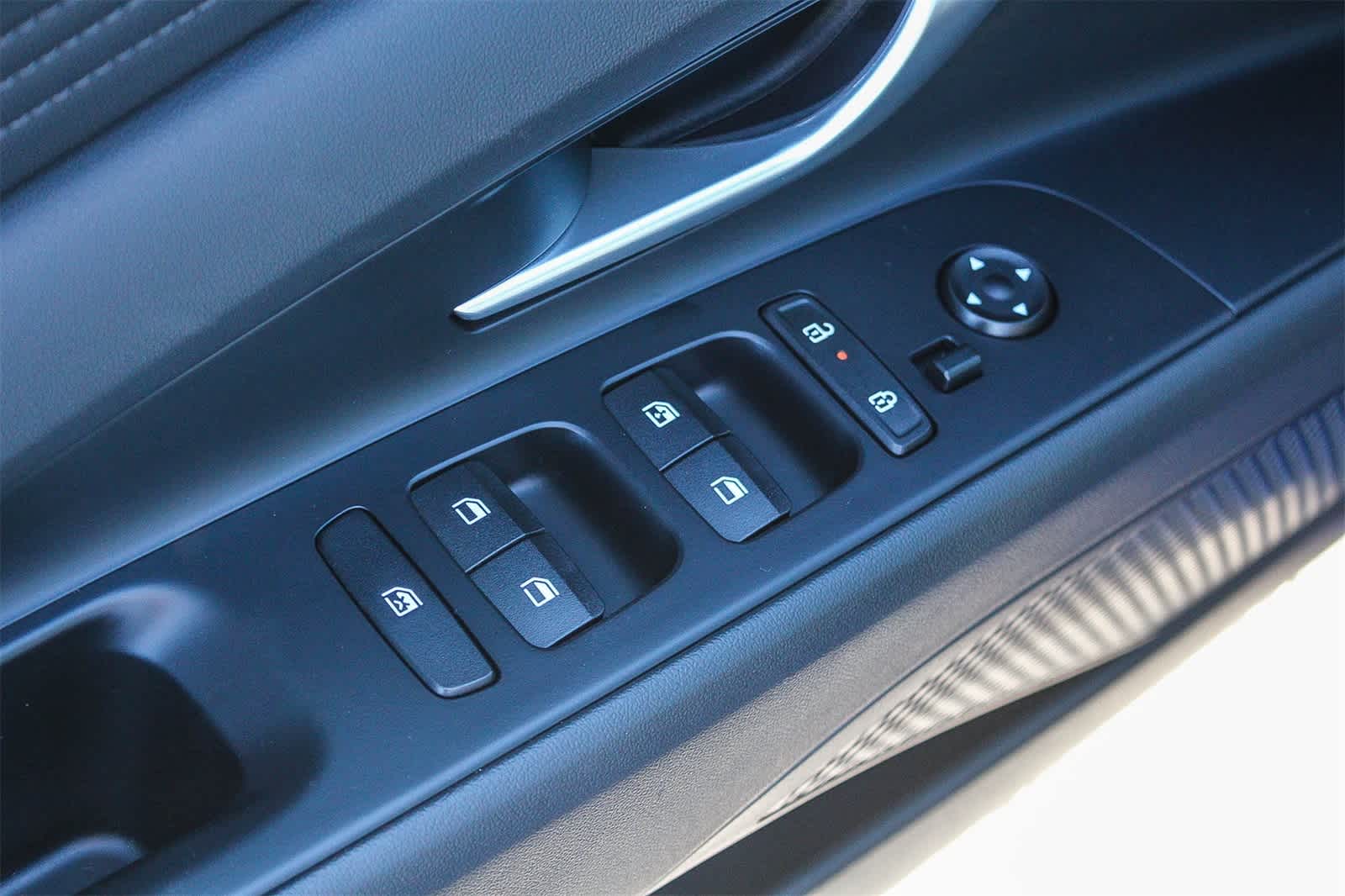 Thumbnail: 2025 Hyundai Elantra - 26