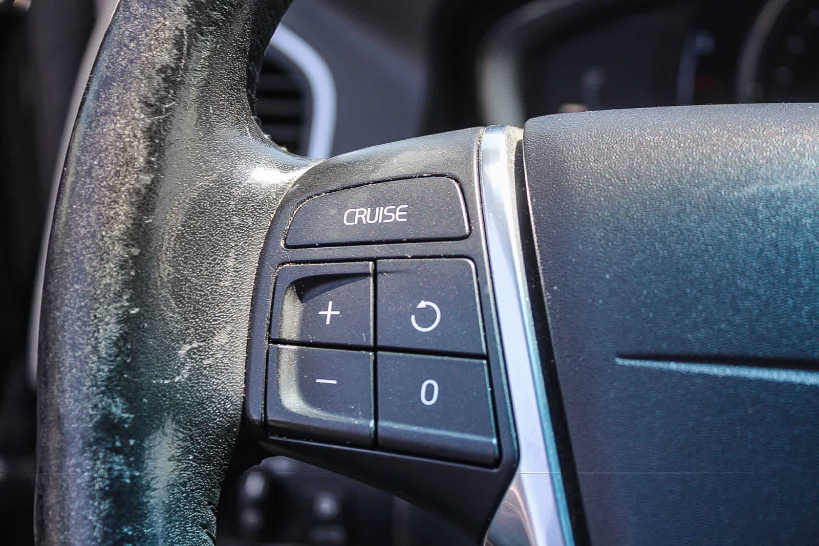Thumbnail: 2016 Volvo XC60 - 27