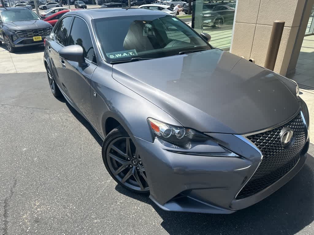 2016 Lexus IS 200t 15