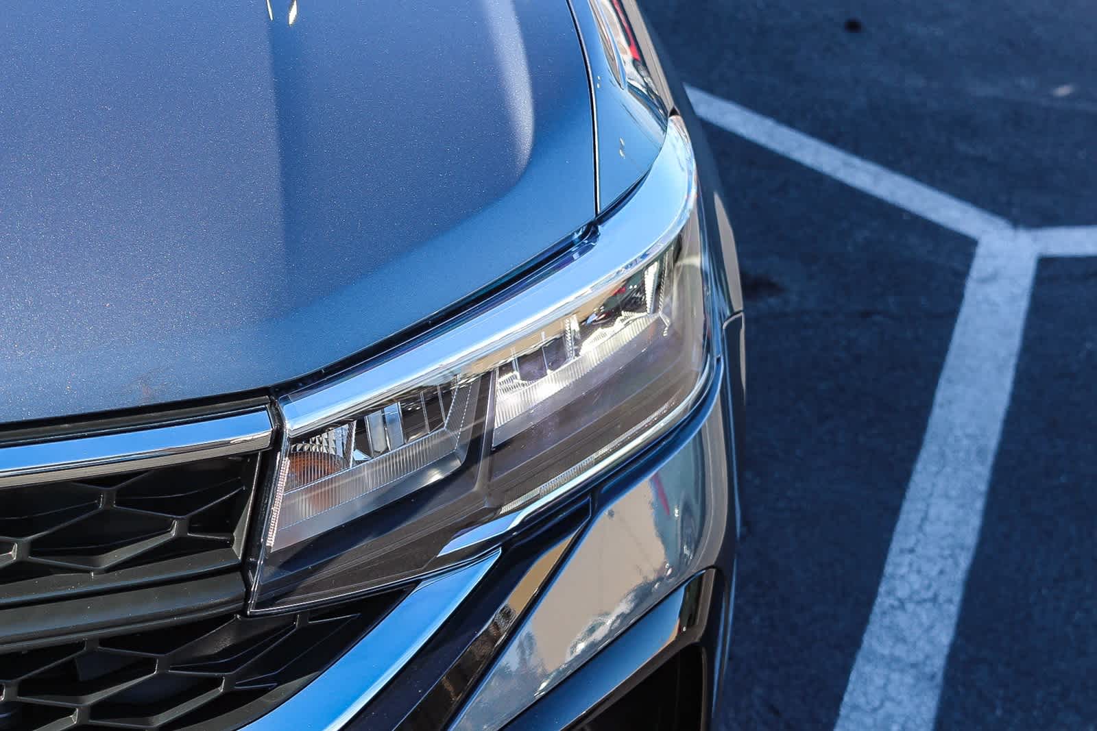 Thumbnail: 2024 Volkswagen Taos - 16