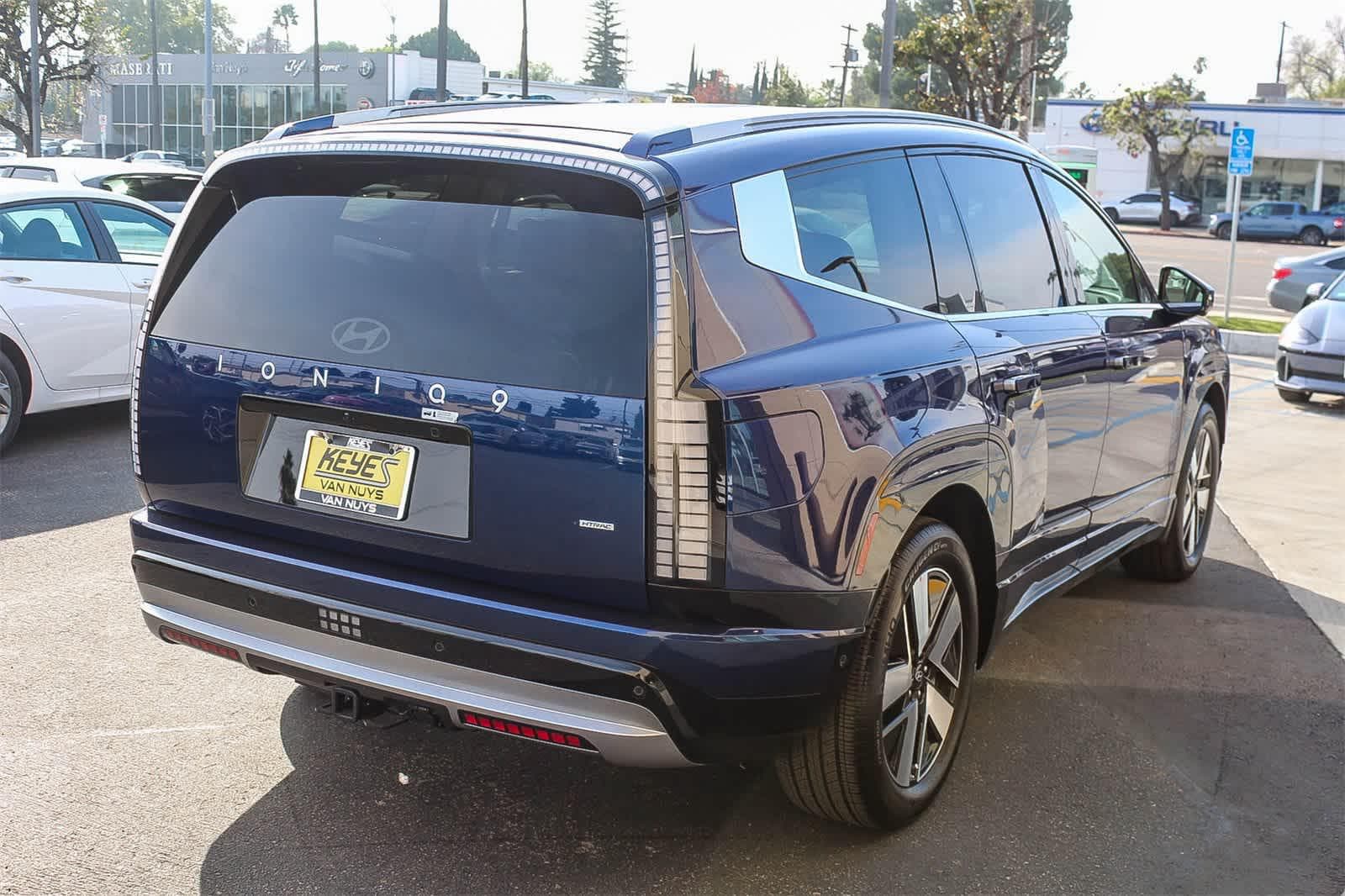 Thumbnail: 2026 Hyundai Ioniq - 4