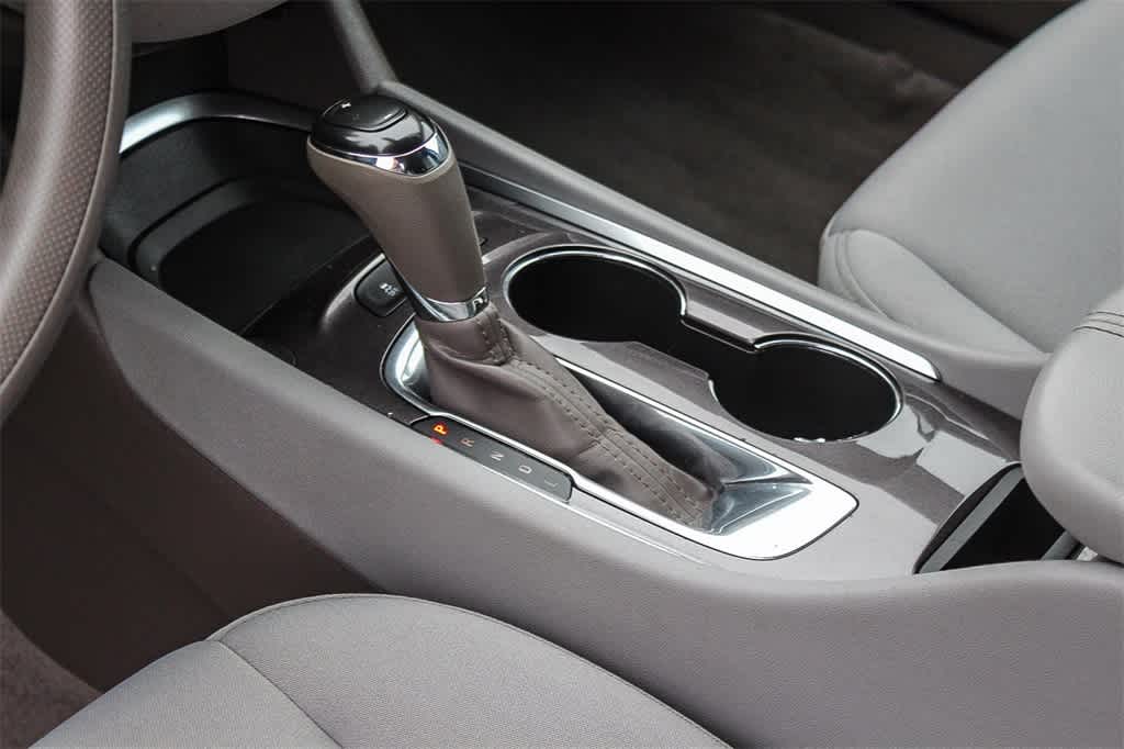 Thumbnail: 2019 Chevrolet Malibu - 19