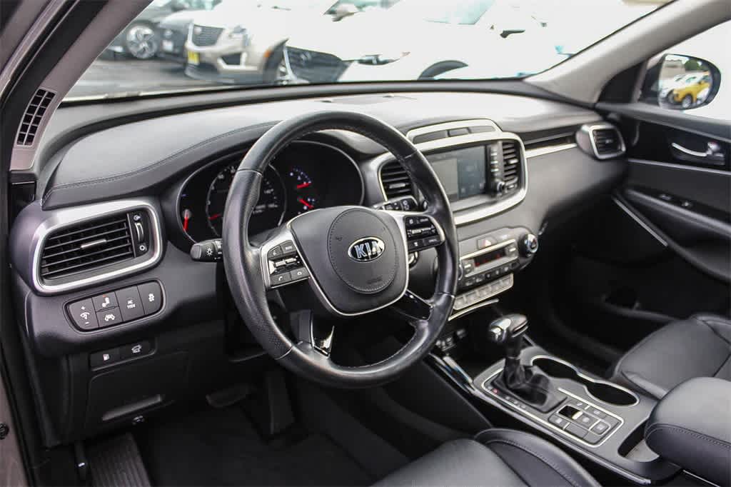 Thumbnail: 2019 Kia Sorento - 21