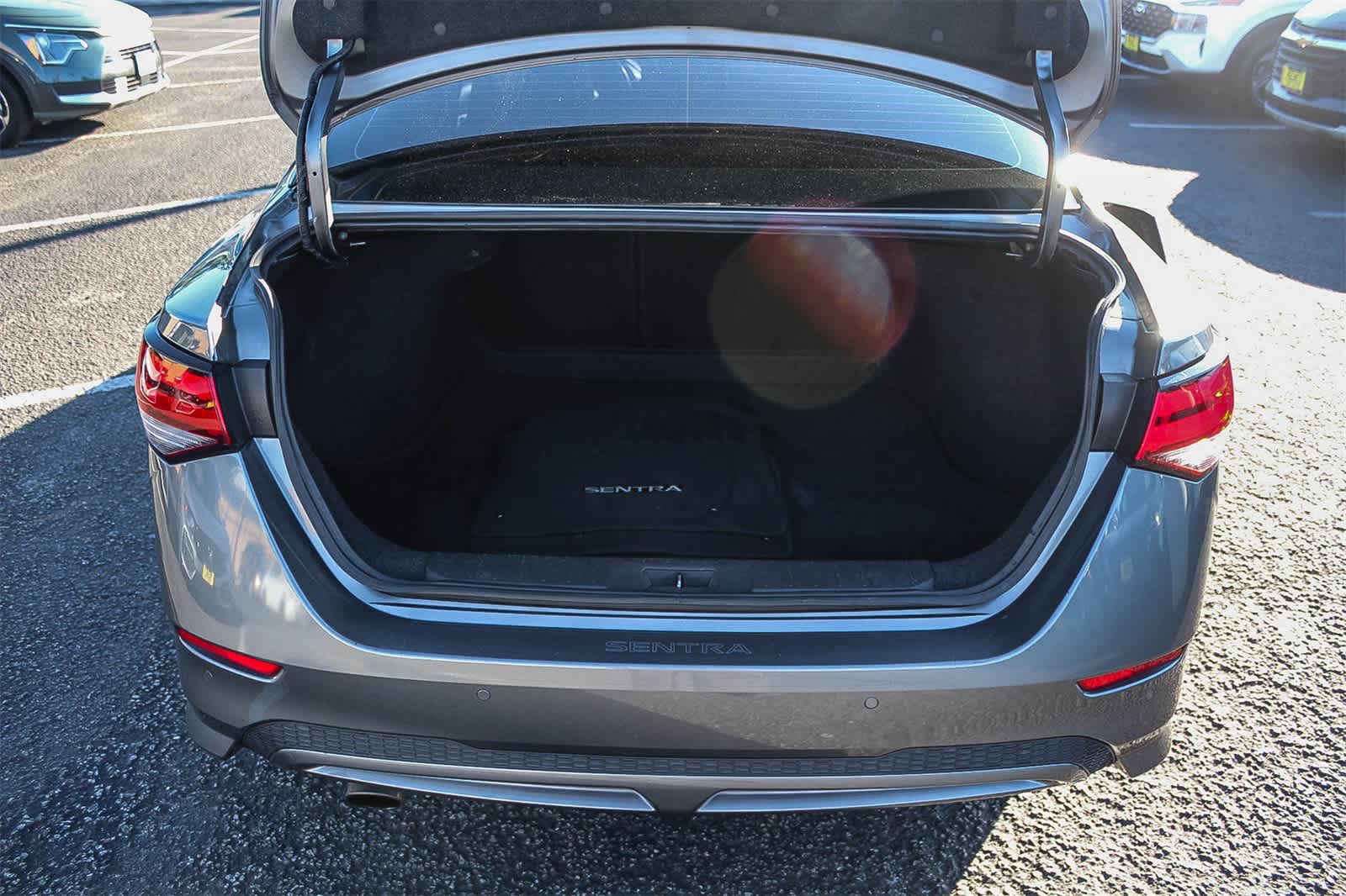 Thumbnail: 2023 Nissan Sentra - 36