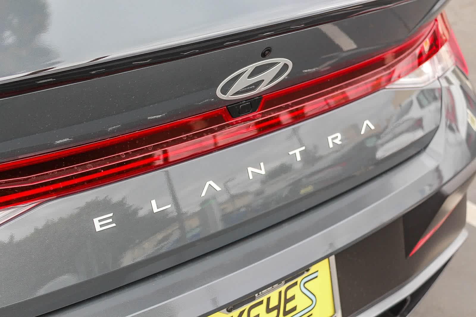 Thumbnail: 2026 Hyundai Elantra - 12