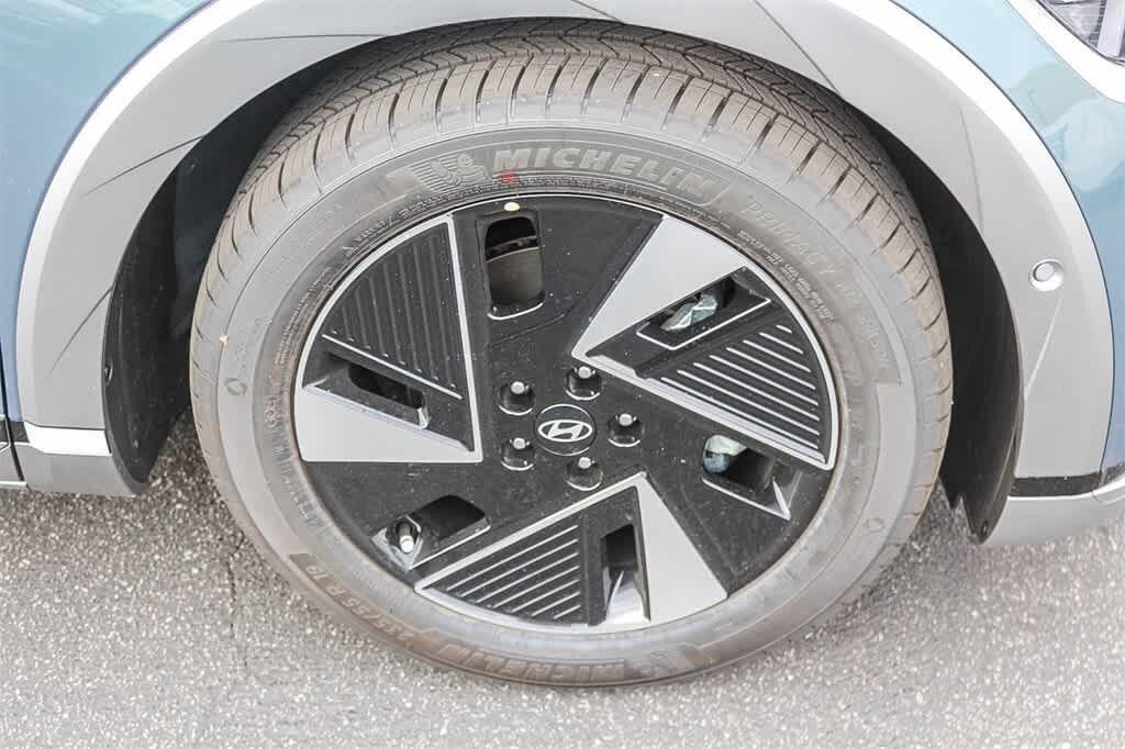 Thumbnail: 2026 Hyundai Ioniq 5 - 11