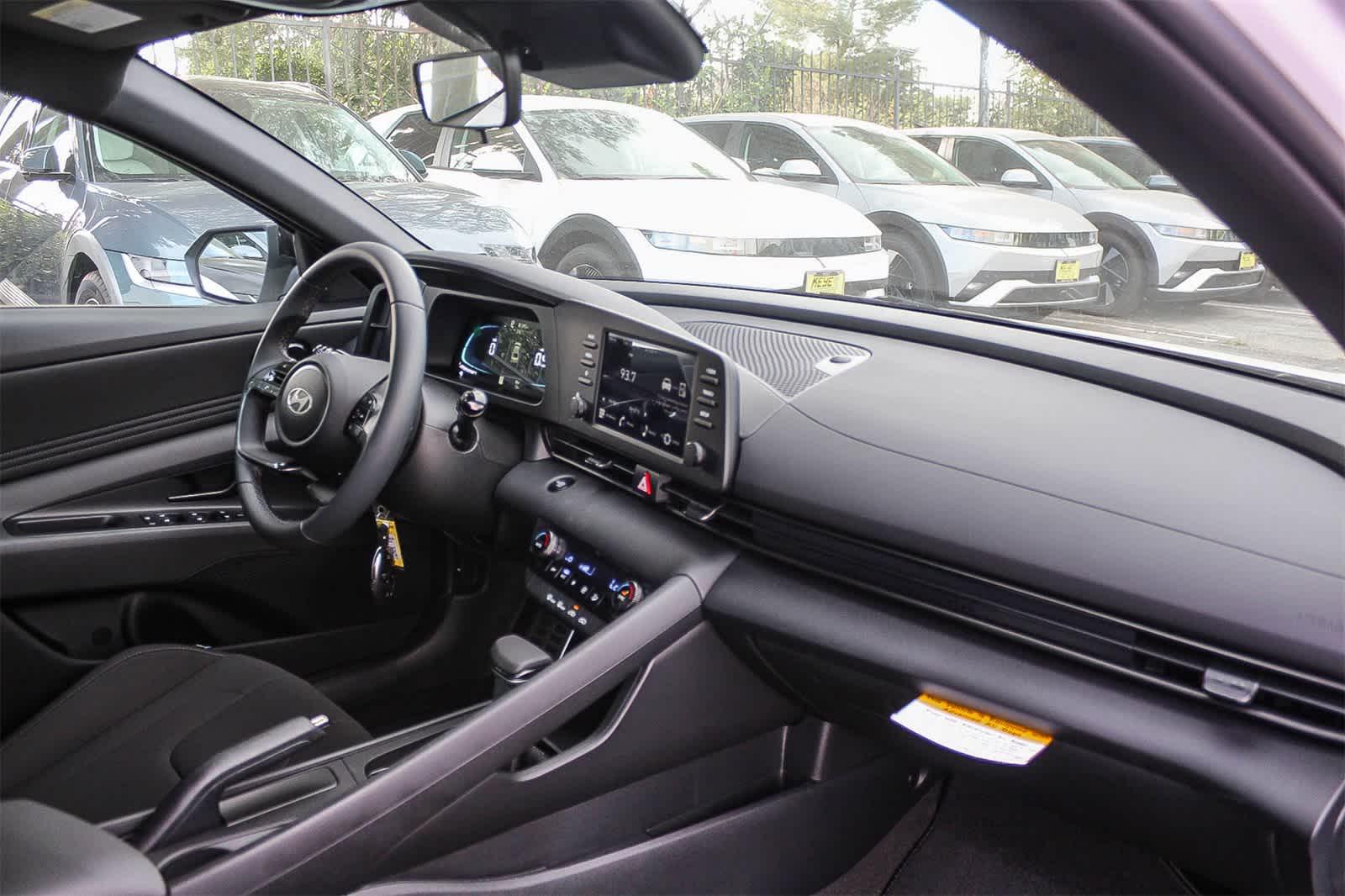 Thumbnail: 2026 Hyundai Elantra - 22