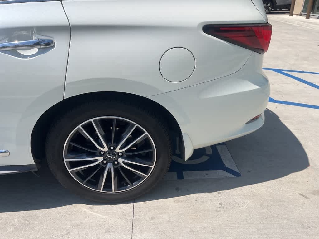 Thumbnail: 2016 INFINITI QX60 - 12