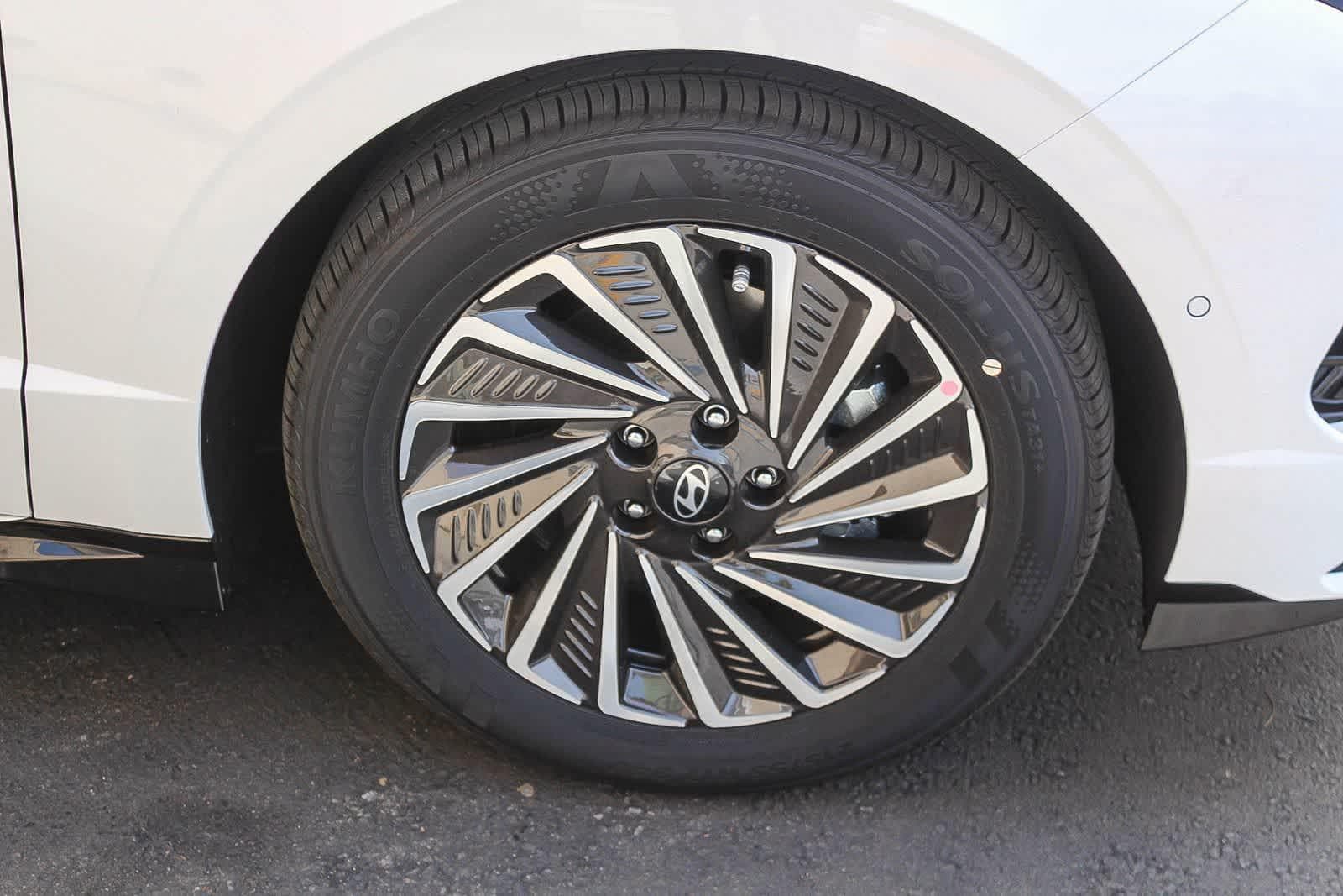 Thumbnail: 2026 Hyundai Sonata - 11