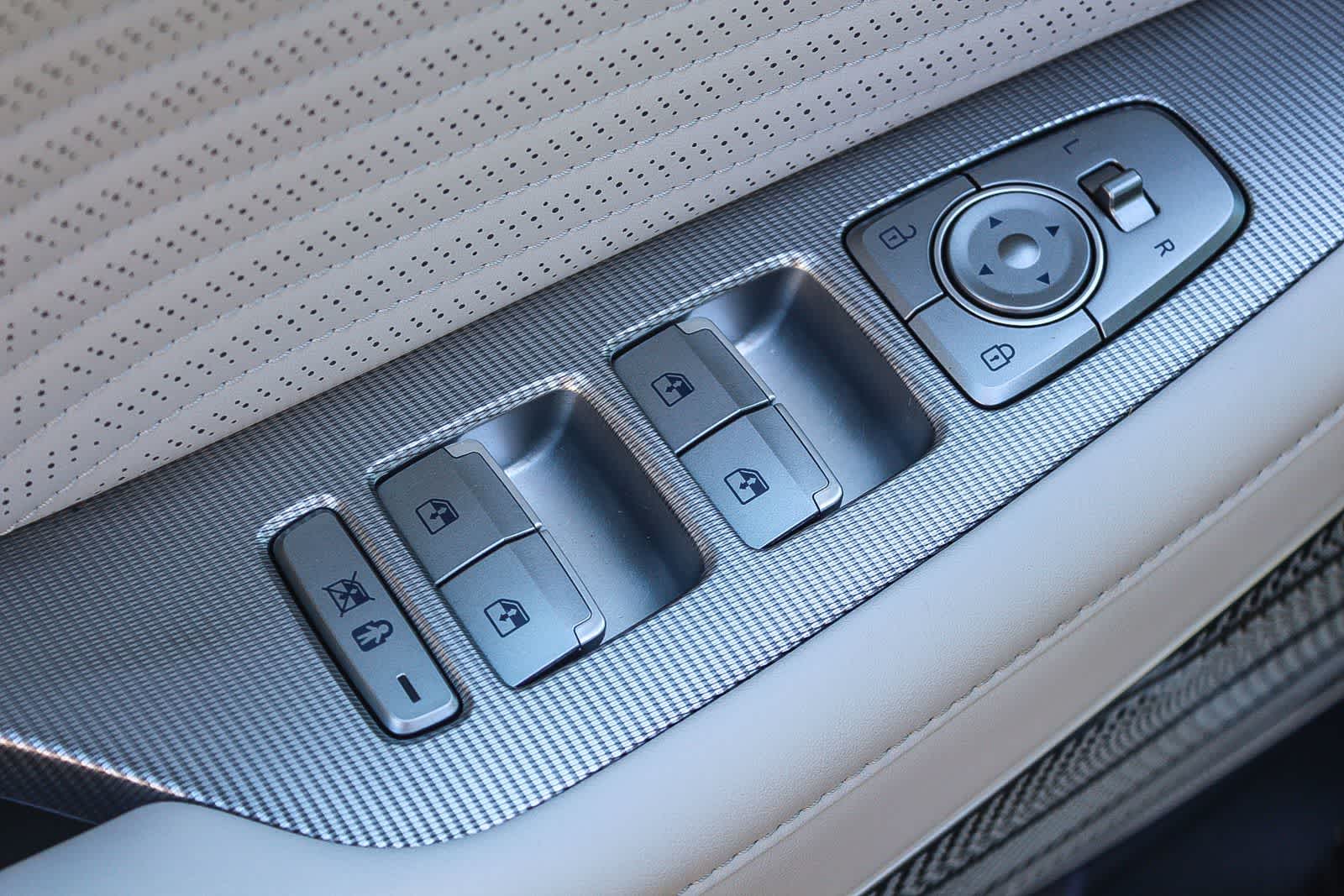 Thumbnail: 2024 Hyundai Palisade - 27