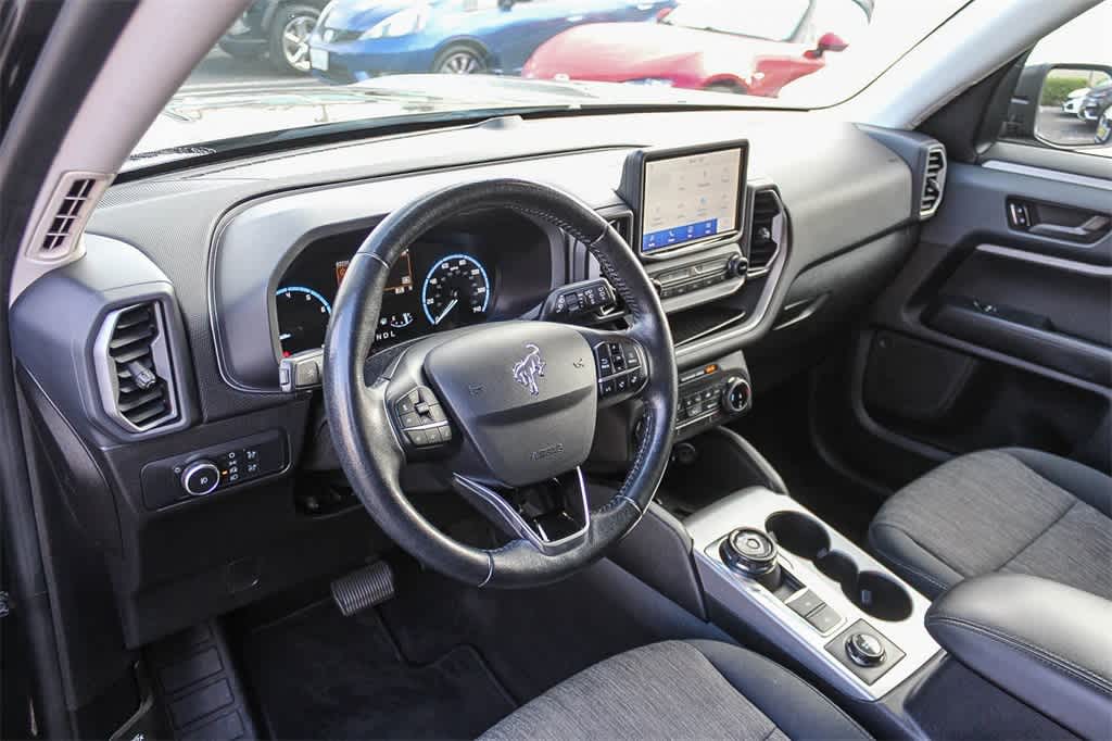 Thumbnail: 2022 Ford Bronco Sport - 17