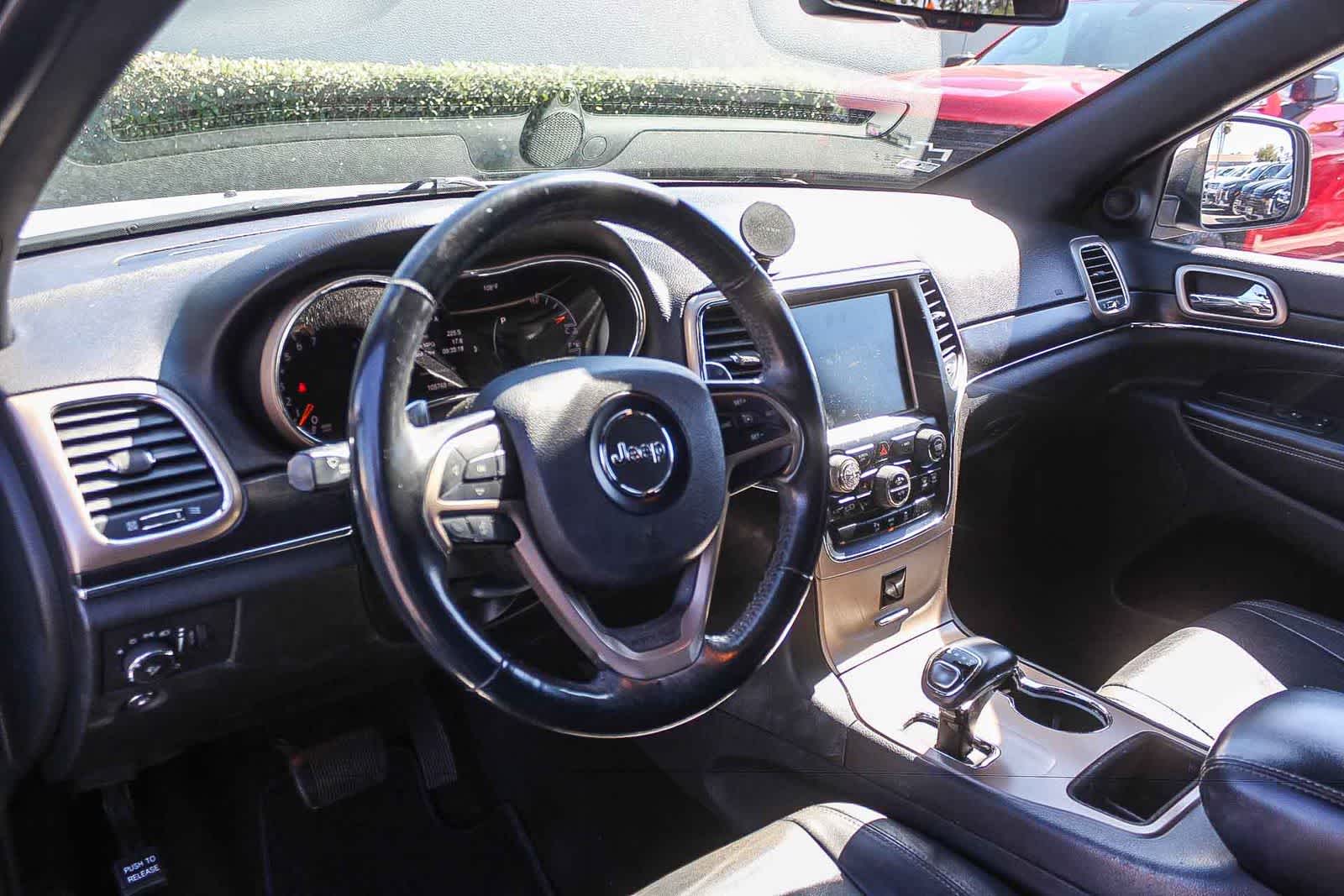 Thumbnail: 2014 Jeep Grand Cherokee - 21