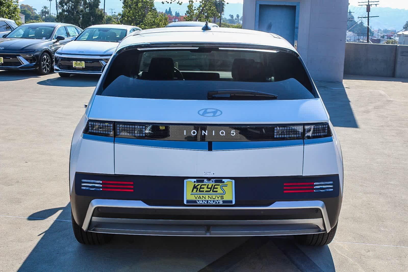 Thumbnail: 2026 Hyundai Ioniq 5 - 6