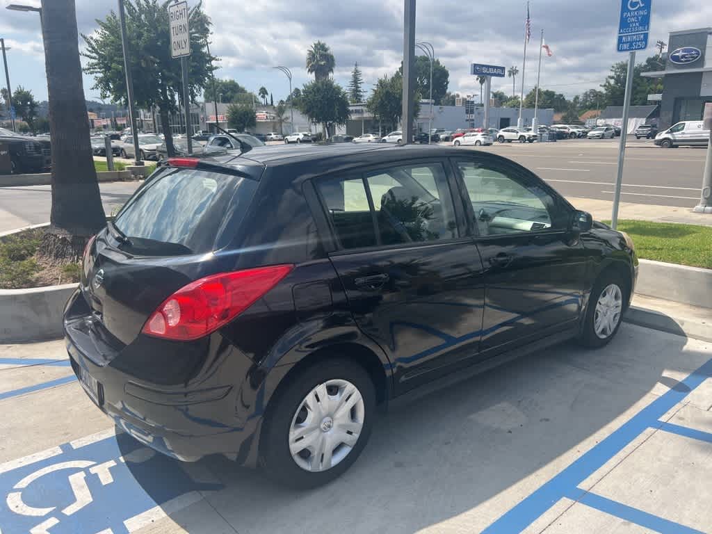 Thumbnail: 2012 Nissan Versa - 5