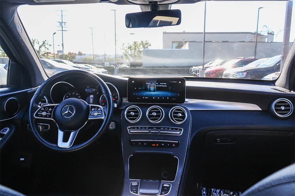 Thumbnail: 2020 Mercedes-Benz GLC - 17