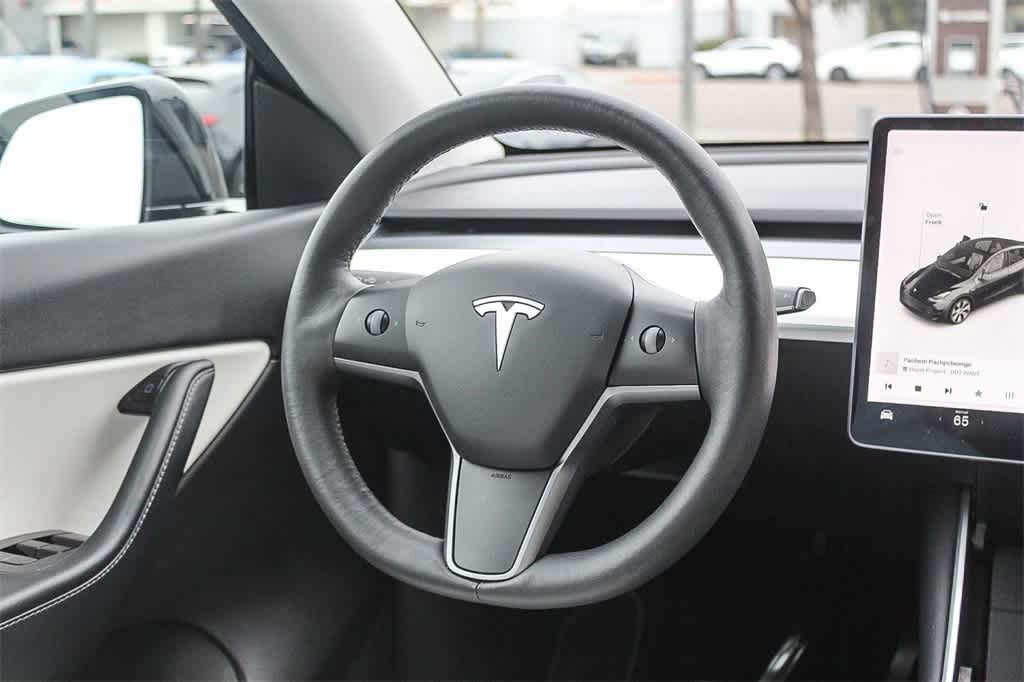 Thumbnail: 2021 Tesla Model Y - 15