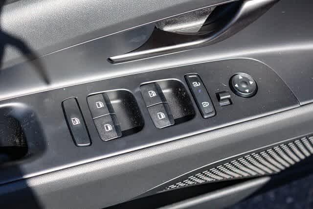 Thumbnail: 2025 Hyundai Elantra - 22