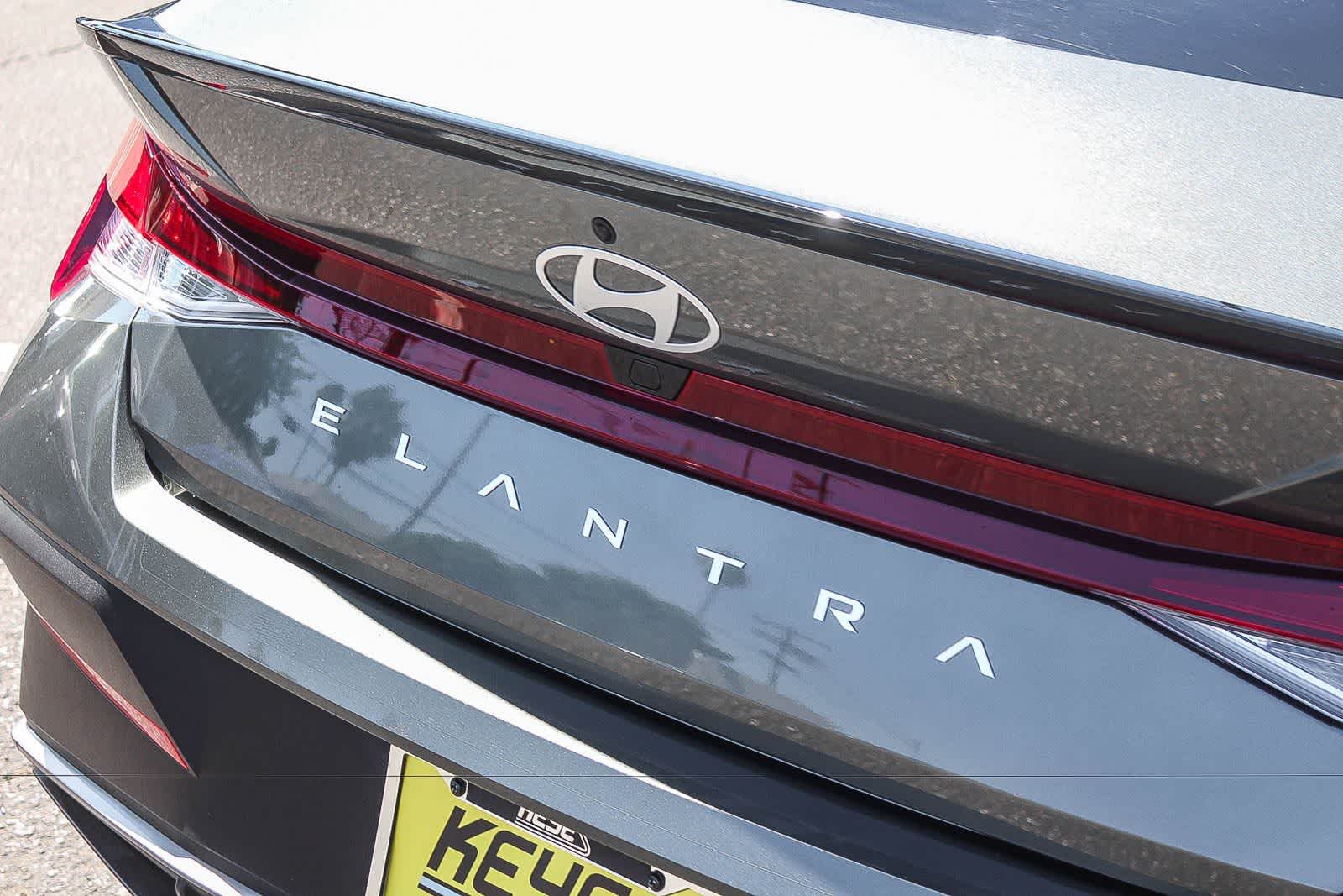 Thumbnail: 2026 Hyundai Elantra - 9