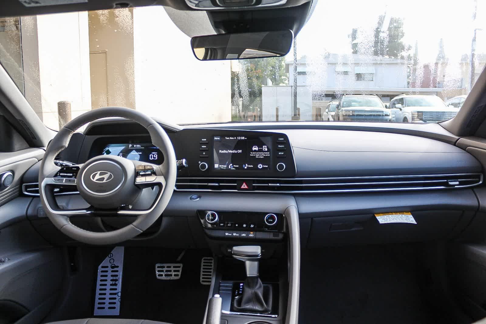 Thumbnail: 2026 Hyundai Elantra - 17