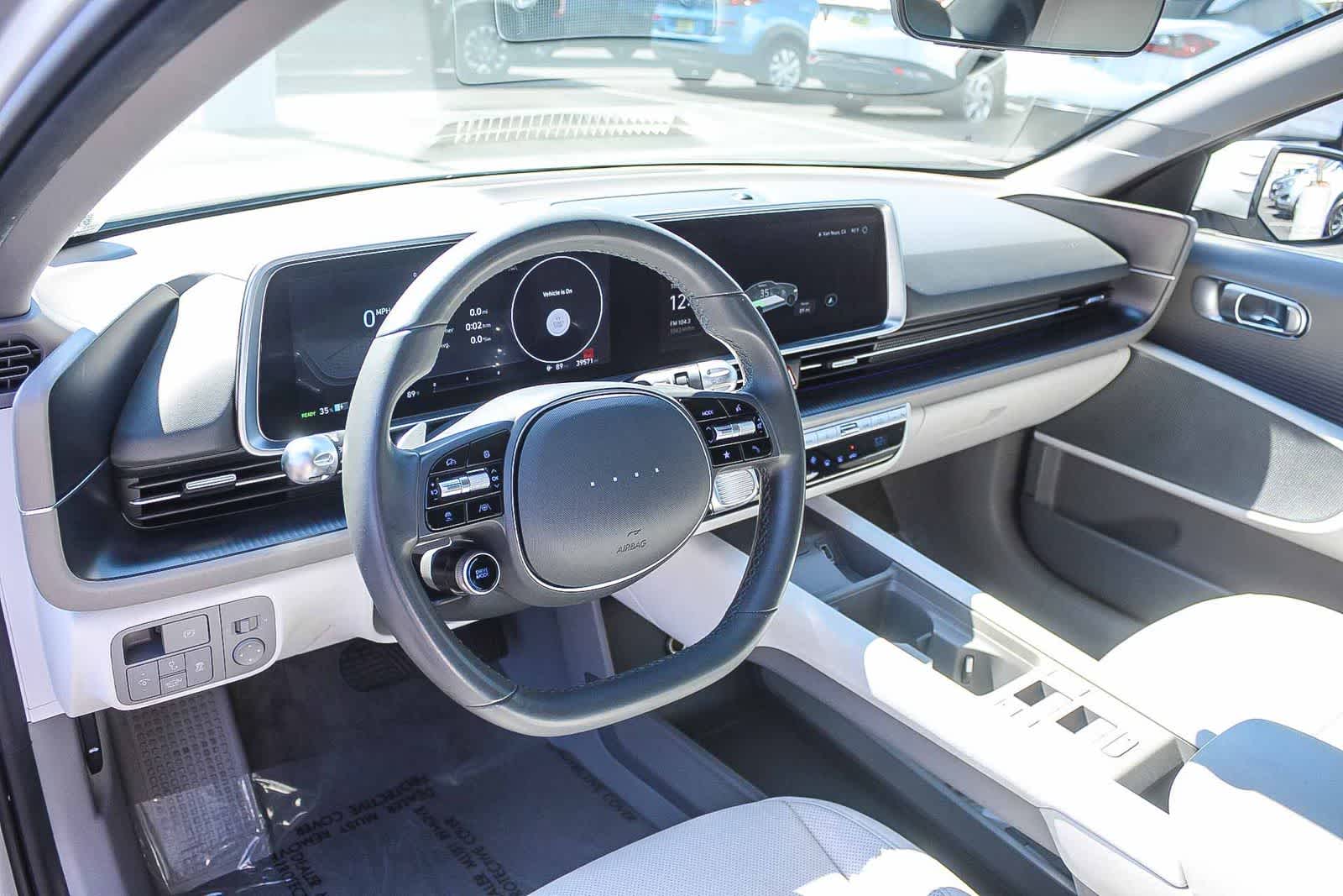 Thumbnail: 2023 Hyundai Ioniq 6 - 22