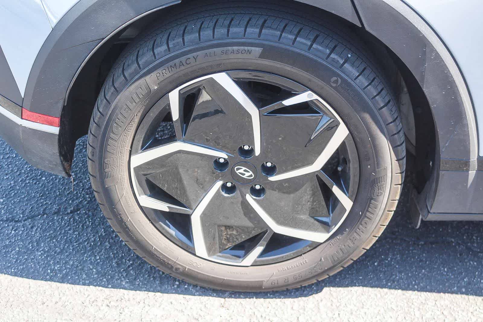 Thumbnail: 2024 Hyundai Ioniq 5 - 11