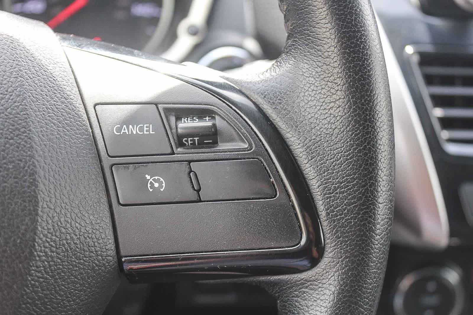 Thumbnail: 2023 Mitsubishi Eclipse Cross - 32