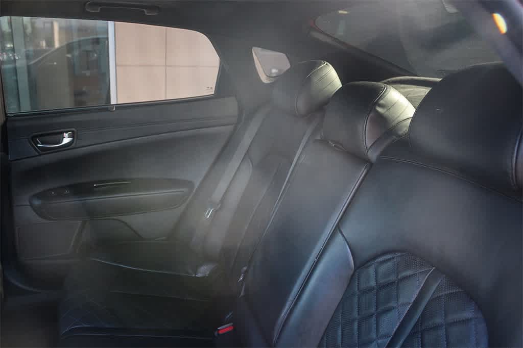 Thumbnail: 2016 Kia Optima - 18