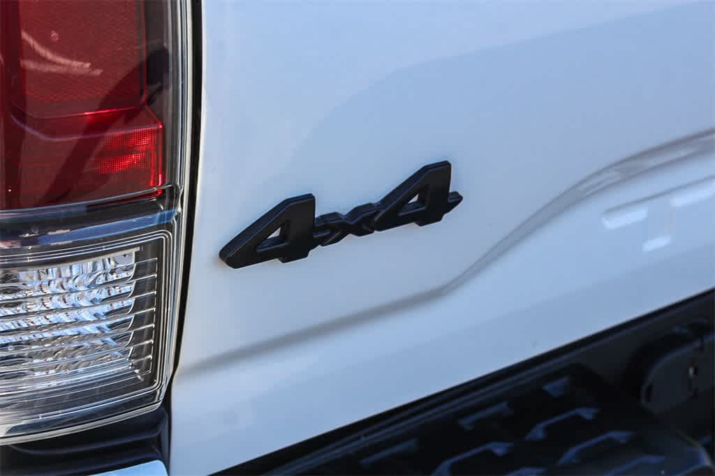 Thumbnail: 2021 Toyota Tacoma - 25