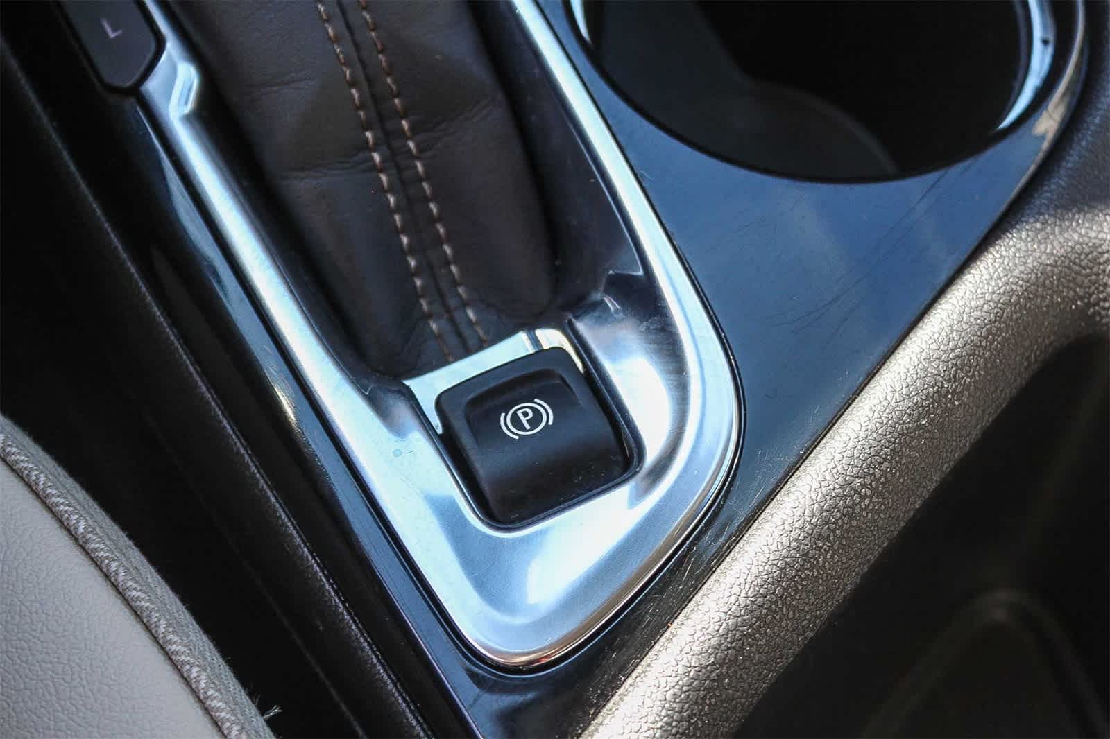 Thumbnail: 2023 Buick Encore GX - 35