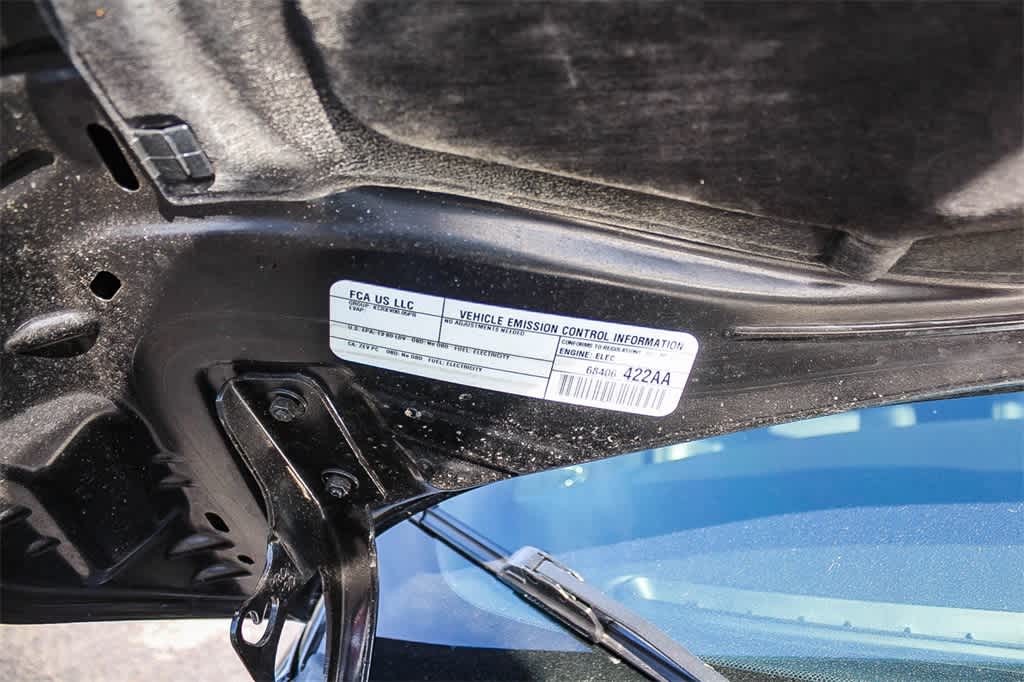 Thumbnail: 2019 Fiat 500e - 32