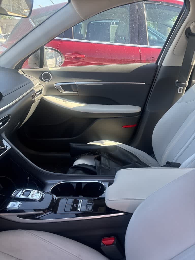 Thumbnail: 2023 Hyundai Sonata - 2